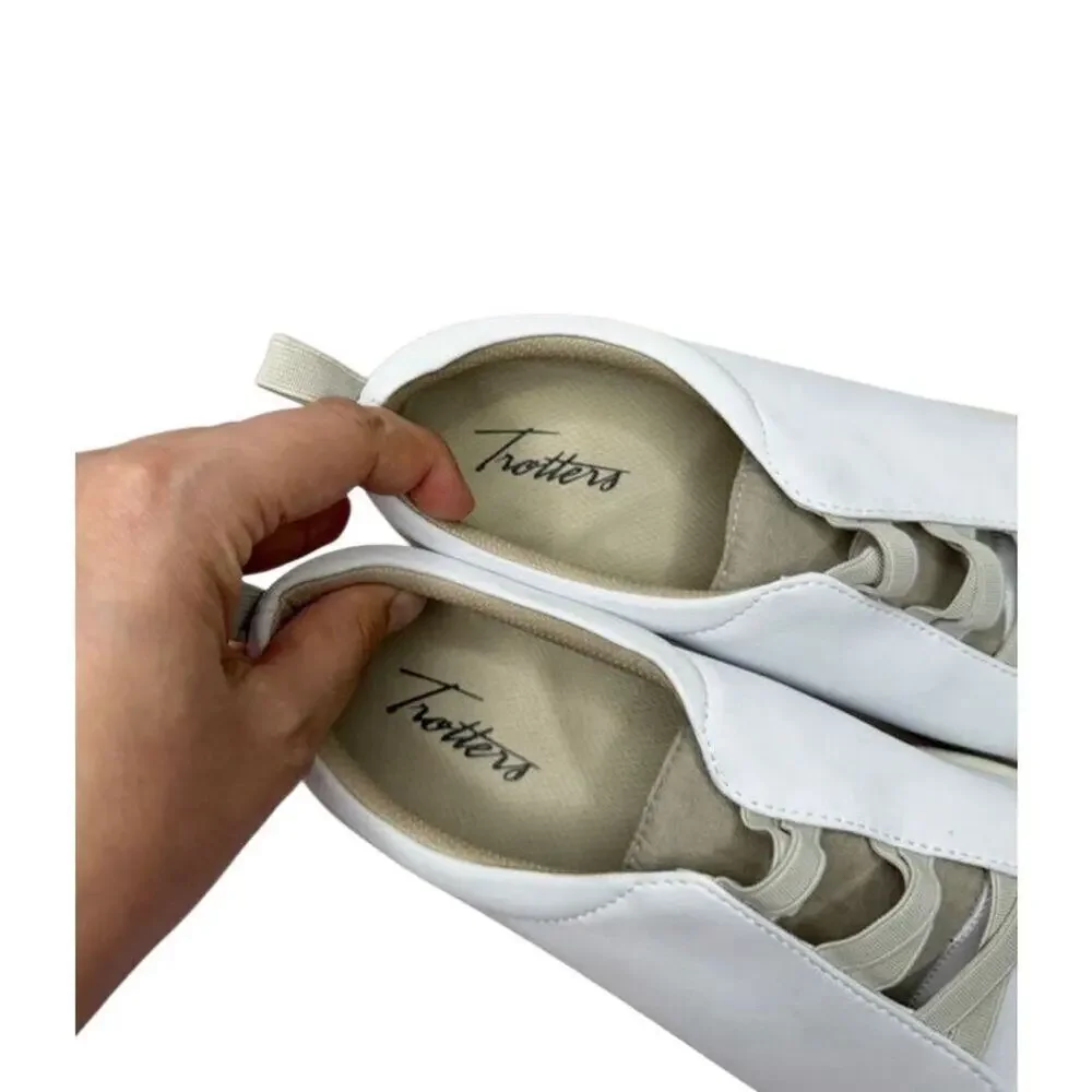Trotters Sneaker Womens Size 7W Wide White‎ Leather Lace Up Shoes